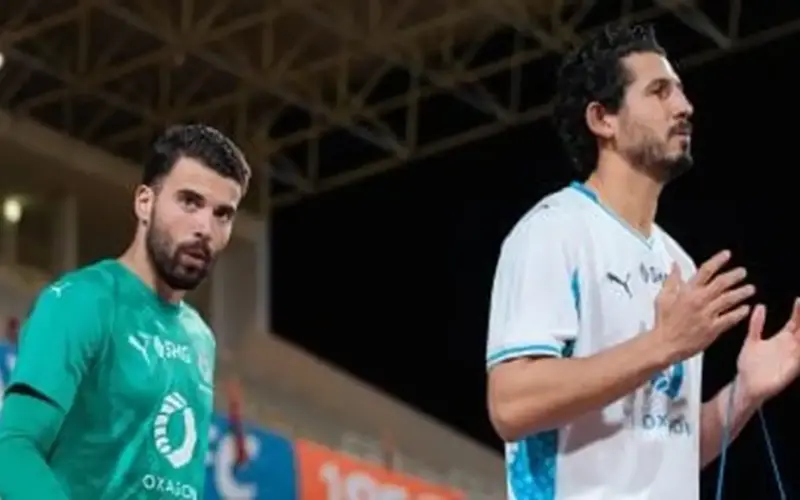 أحمد حجازي يدرس عرض بيراميدز للعودة إلى الدوري المصري